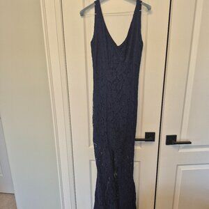 **STUNNING LACE*  Le Chateau Special Event/Wedding/Grad Dresses